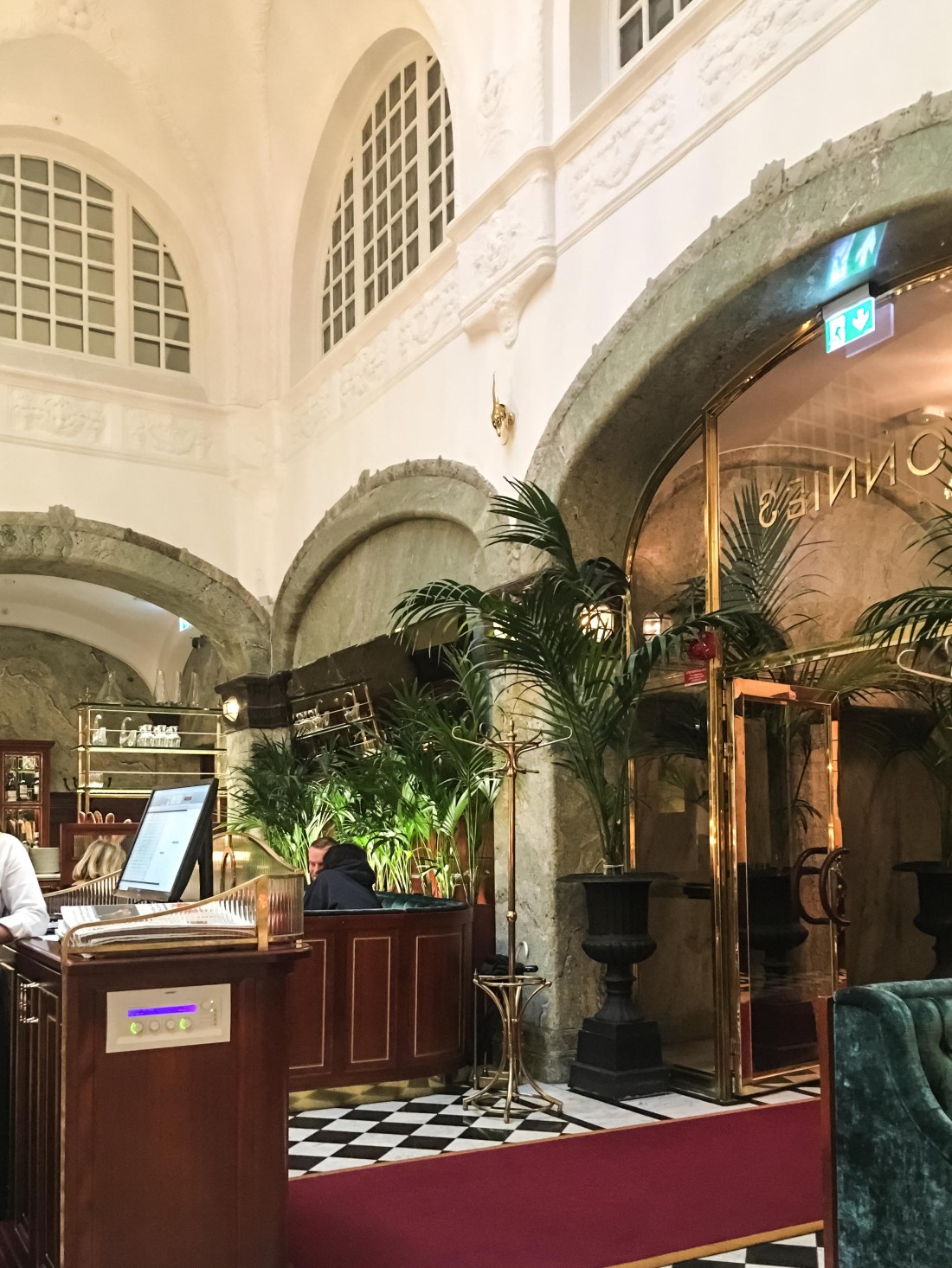 stockholm jul 2019-12